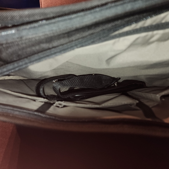 Victorinox Laptop Brief - Picture 5 of 6